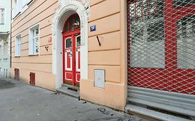 Kubelikova 32 Residence